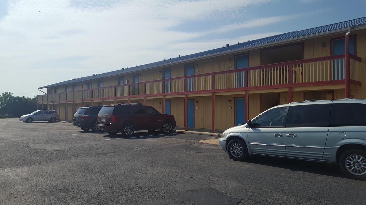 Rodeway Inn At Somers Cove Marina Crisfield Exterior foto